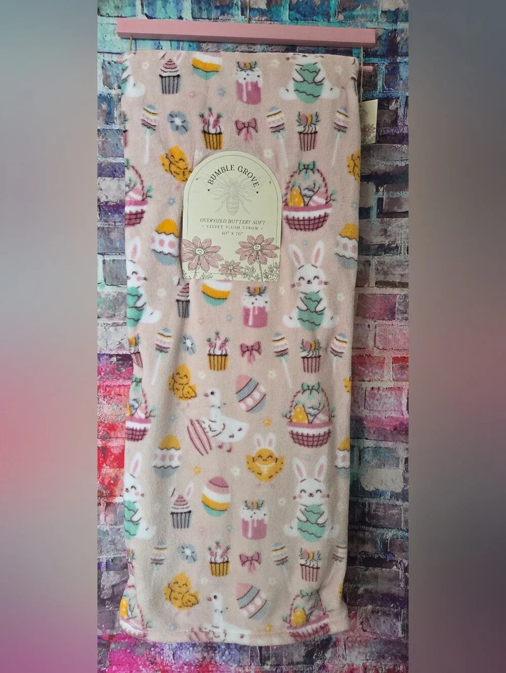 BUMBLE GROVE Bunny & Cupcake Plush Throw Blanket